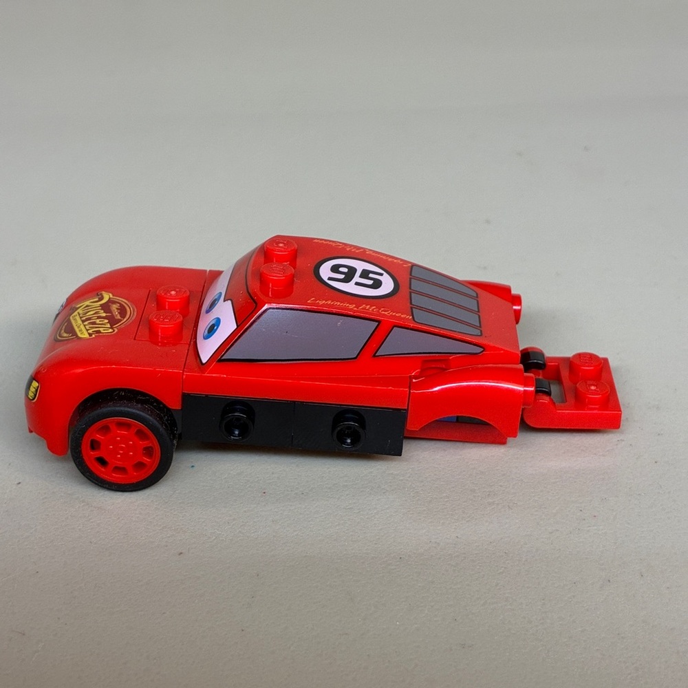 Lego 8200 Cars Radiator Springs Lightning McQueen Incomplete Missing Pieces - Picture 5 of 6